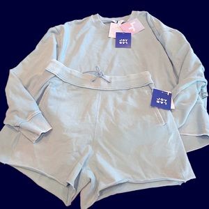 NWT Joy Lab Terry Sweat Set !! Joy lab Shorts Size S, Joy Lab Sweatshirt Size M